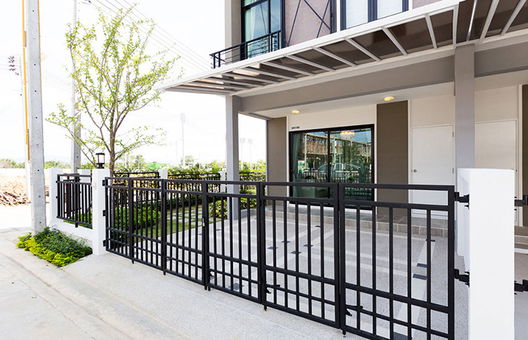 รูป The Central 3 Assumption-Sriracha - รูปที่ 3/11