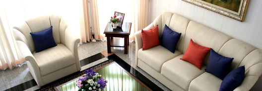 รูป Lalin Greenville Ramintra-Watcharapol - รูปที่ 4/5