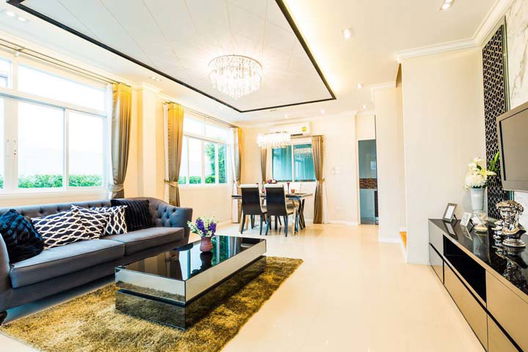 รูป The Miracle Plus Phetkasem 63 - รูปที่ 4/11