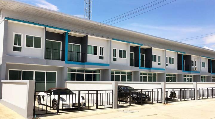 Project Crystal Town Picture - 1/5