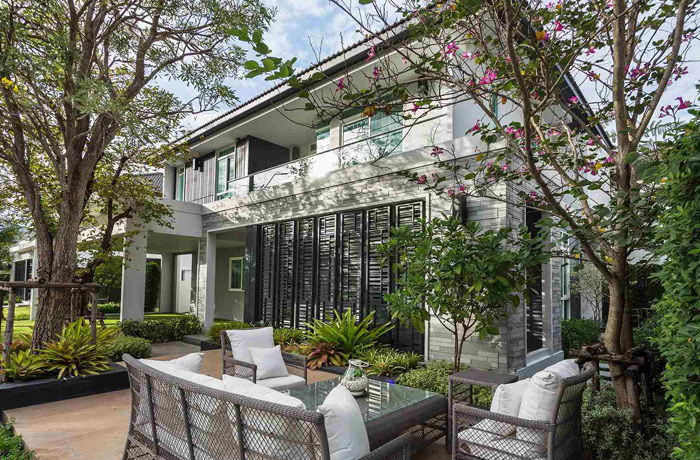 รูป Mantana Onnut-Wongwaen 5 - รูปที่ 1/10