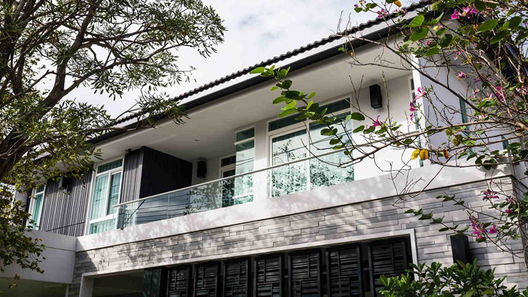 รูป Mantana Onnut-Wongwaen 5 - รูปที่ 3/10