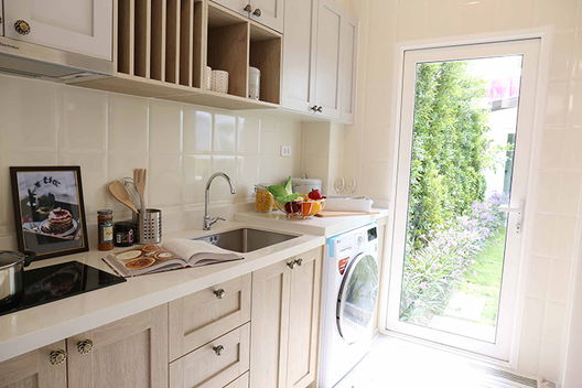 Project Golden Town Phet Kasem Picture - 5/9