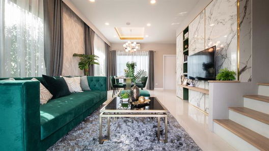 รูป Britania Wongwaen Chatuchot - รูปที่ 5/13