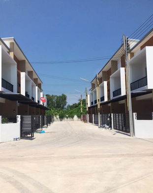 รูป Vana Casa Chak Yai-Choeng Noen - รูปที่ 2/8