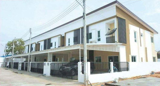 รูป The Rich Town - รูปที่ 2/8