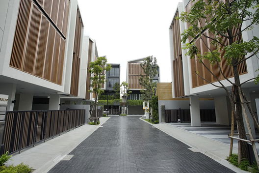 รูป Arna Ekamai - รูปที่ 3/13