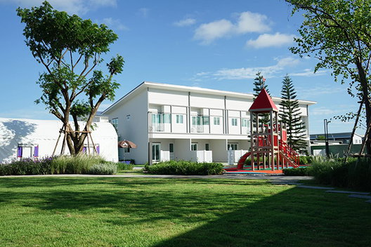 รูป The Miracle Prachauthit 90 - รูปที่ 2/13