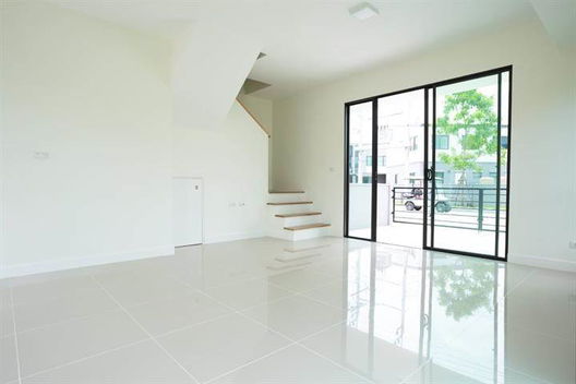 รูป Pleno Srinakarin-Thepharak - รูปที่ 4/13