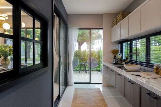 Project Baan Klang Muang Ratchaphruek-Sathorn Picture - 2/13