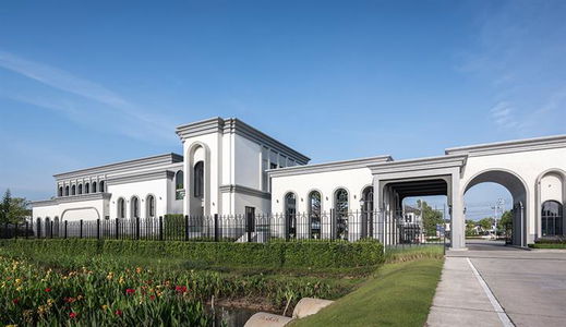 Grand Britania Wongwaen-Ramintra