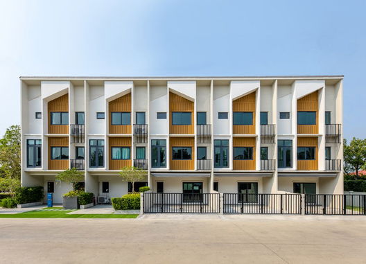 รูป Plex Onnut-Wongwaen - รูปที่ 5/13