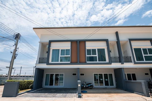 รูป Uraisiri Lite Donthong x Prachasuk - รูปที่ 2/13