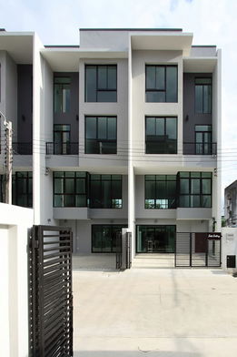 รูป The Possible Phaholyothin 50 - รูปที่ 3/11