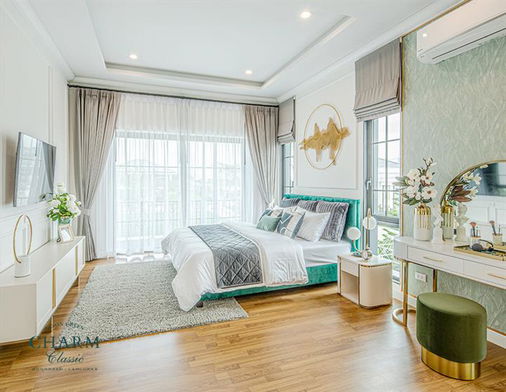 Project NC On Green Charm Classic Picture - 4/13