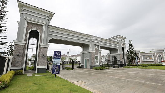รูป Golden Neo Chaengwattana-Muang Thong - รูปที่ 4/12