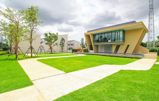 รูป Cher Ngamwongwan-Prachachuen - รูปที่ 2/13