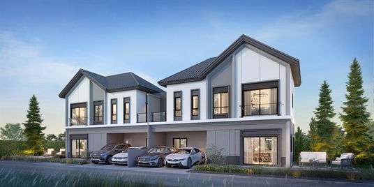 แกรนด์ บริทาเนีย คูคต สเตชั่น