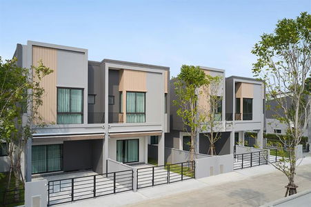 พลีโน่ บางนา-อ่อนนุช 2