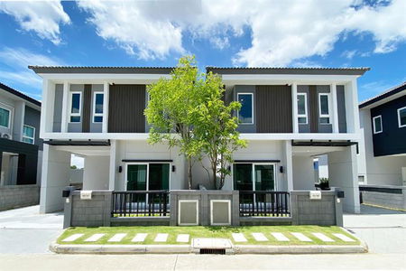 Centro Chaiyaphruek-345