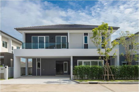 เซนโทร พระราม 9-กรุงเทพกรีฑา