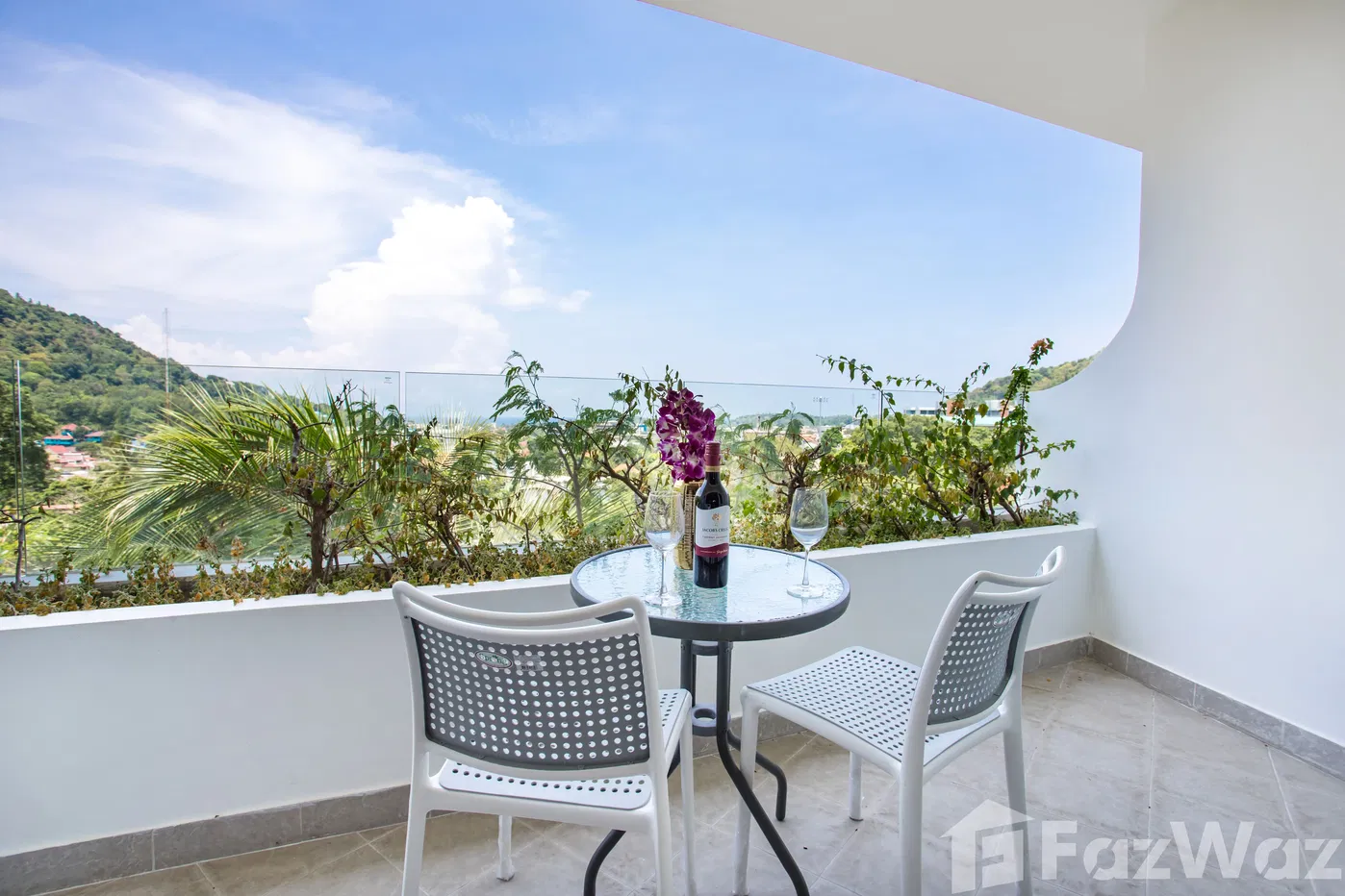 picture Sea View 1 Bedroom Corner Condo for Sale - 5/12