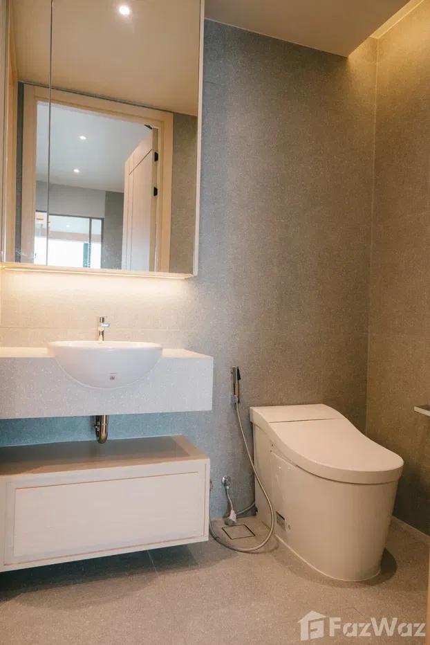 รูป Sea View Condo in Pattaya 1 BR 57sqm, Beachfront living - รูปที่ 5/19