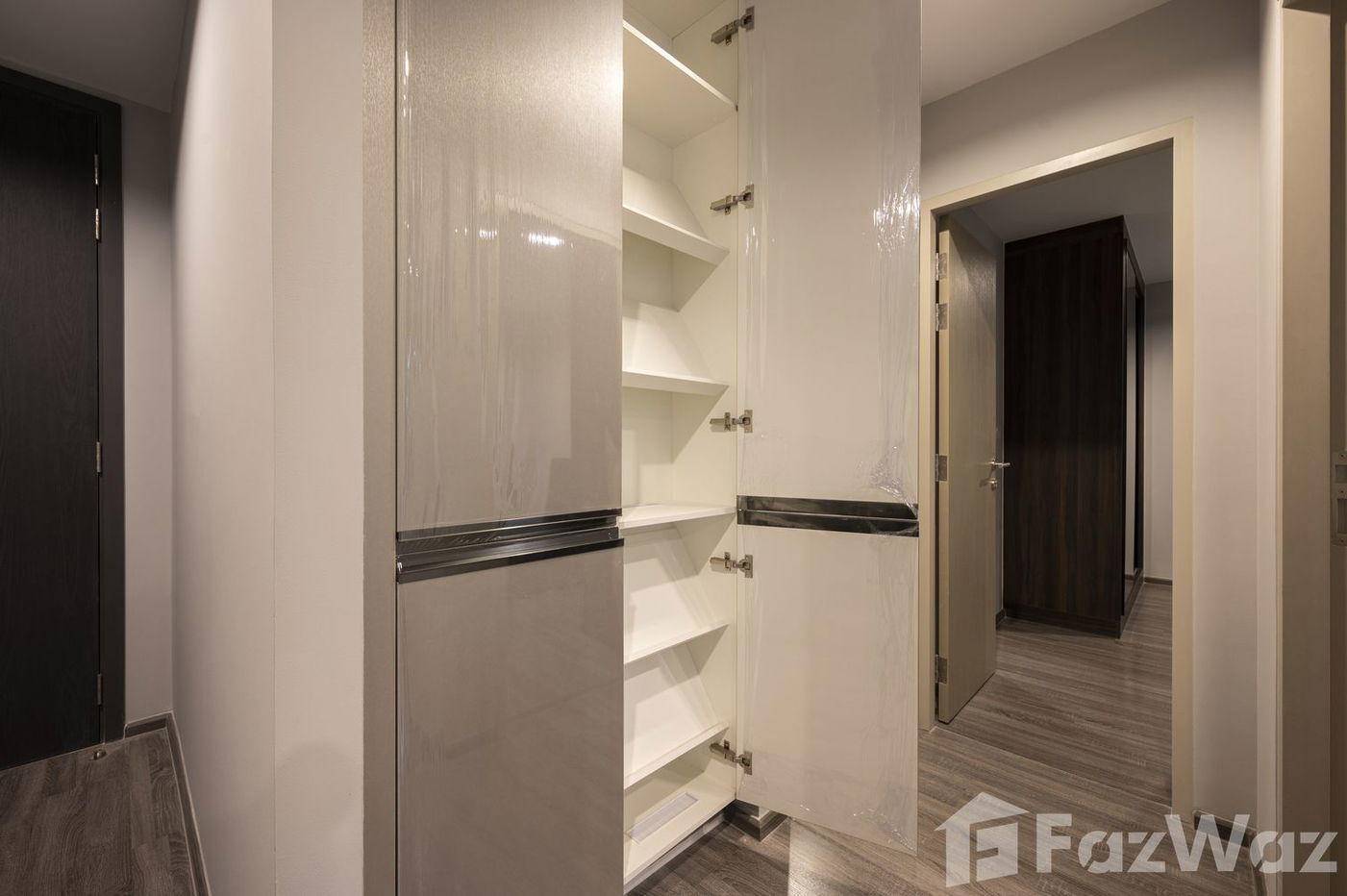 picture 2 Bedroom Condo for sale at Ideo Mobi Sukhumvit 40 - 9/17