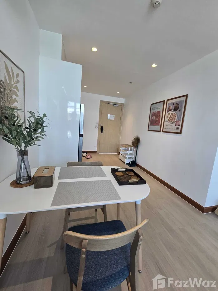 picture Renovated Beachside Condo between Chalong & Rawai Beaches - 15/25