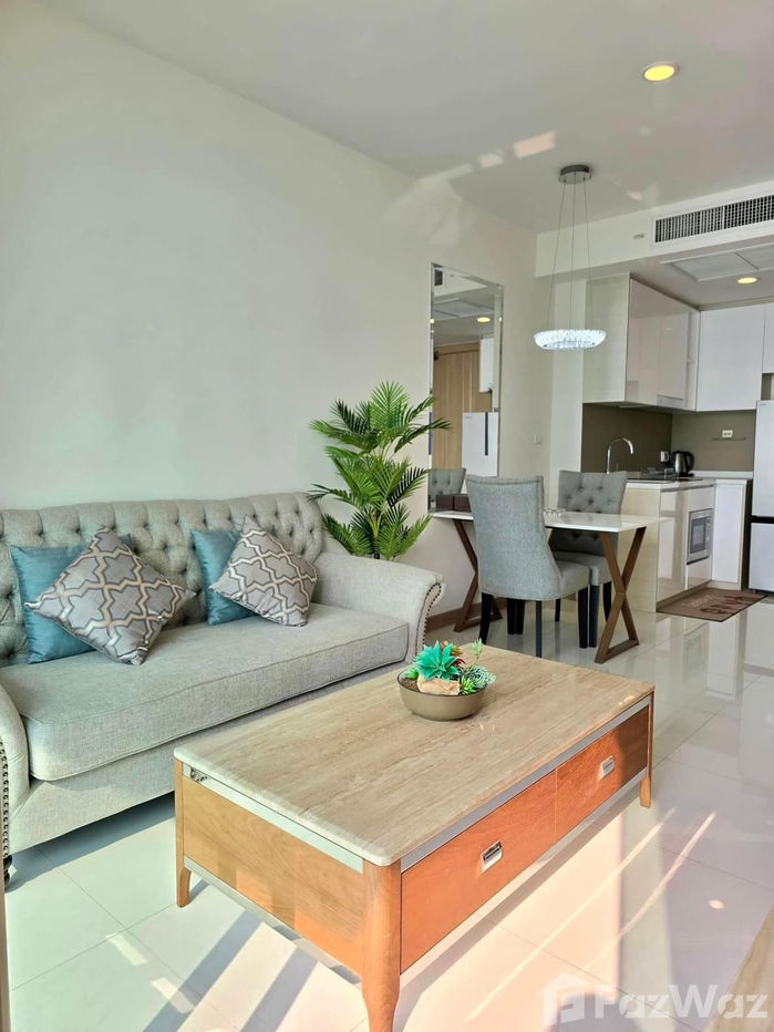 picture 1 Bedroom Condo for sale at The Riviera Wongamat - 12/24