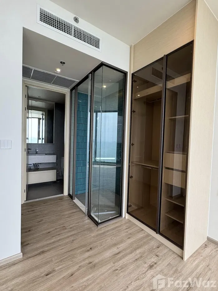 picture 1 Bedroom Beachfront Condo for Sale - 4/20