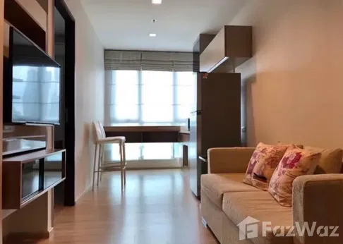 Live in Luxury: Bangkok&apos;s Top Floor Condo in the Heart of the City