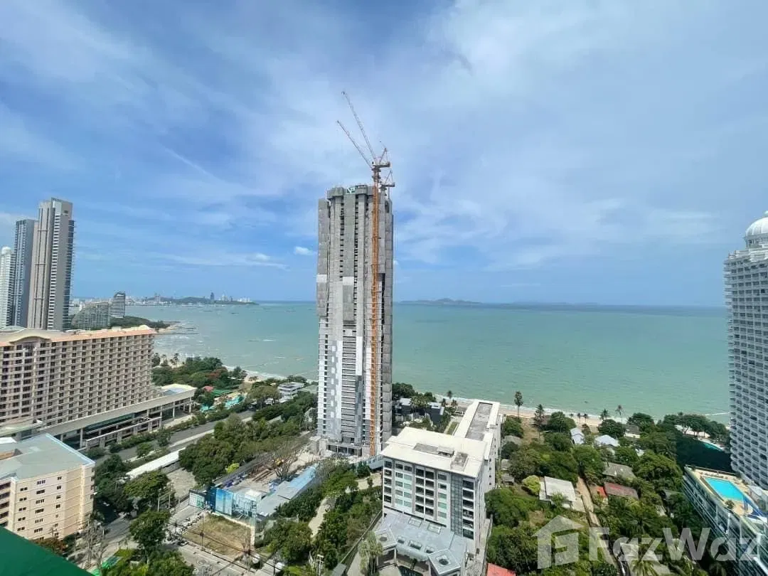 picture 2 Bedroom Condo for sale at The Riviera Wongamat - 16/16