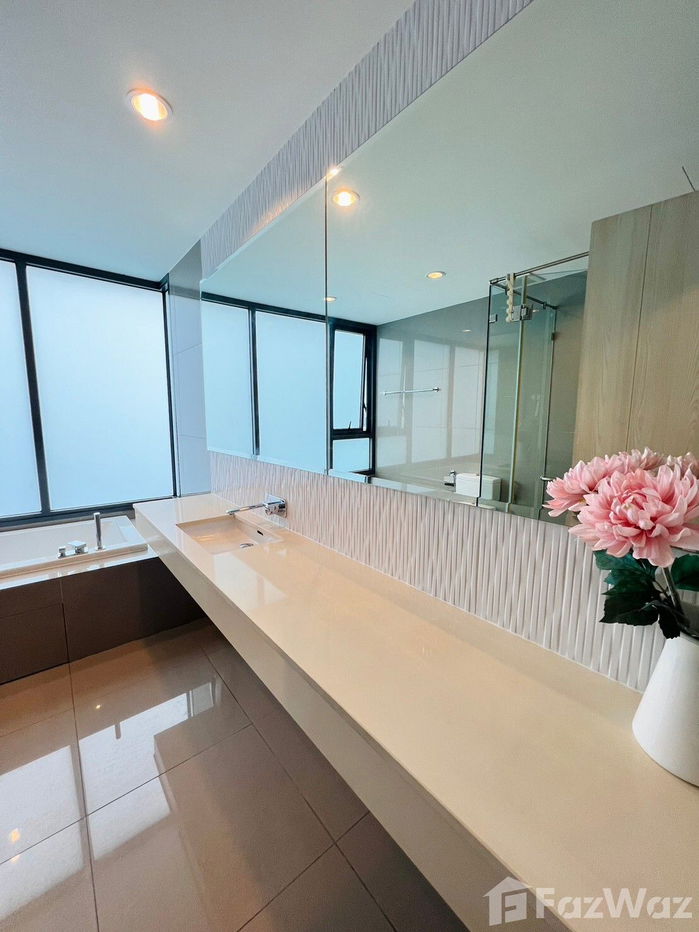 picture 2 Bedroom Condo for sale at Rhythm Sukhumvit 42 - 11/14