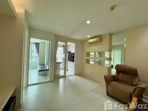 1 bedroom near BTS Saphan Taksin (furniture upon request)