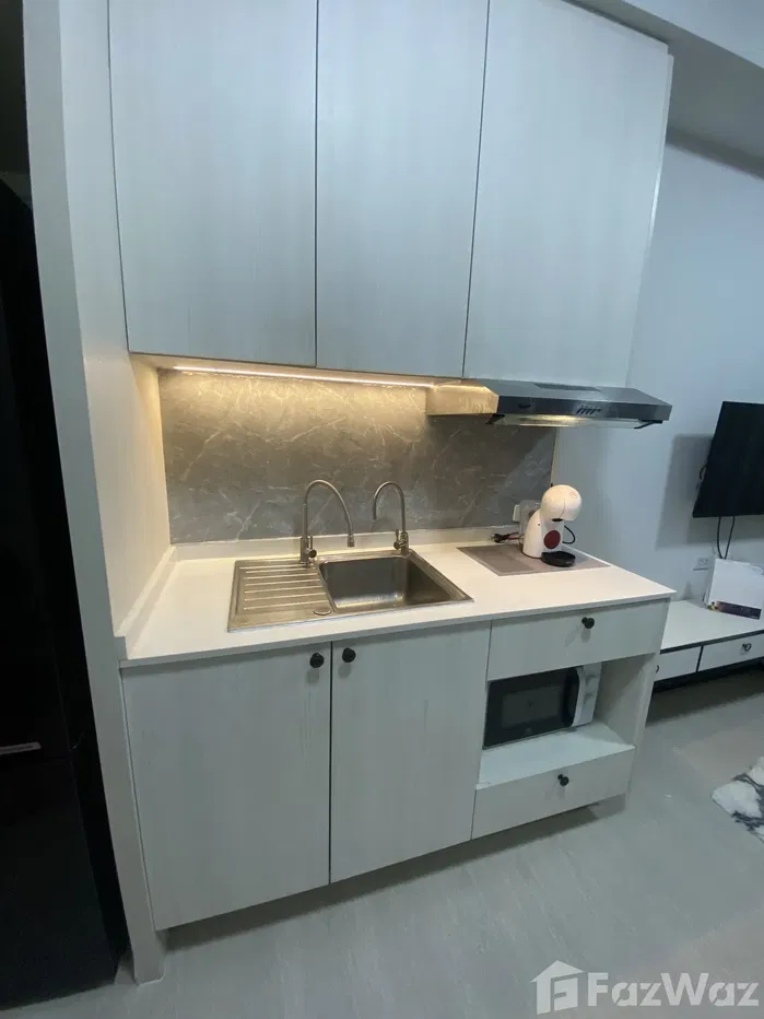 picture Super 1 or 2 person condo - 2/22