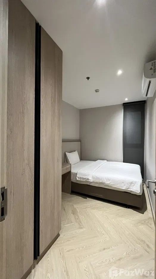 picture Sky Walk Condo | Iconic Phra Khanong | Premium Views - 2/8