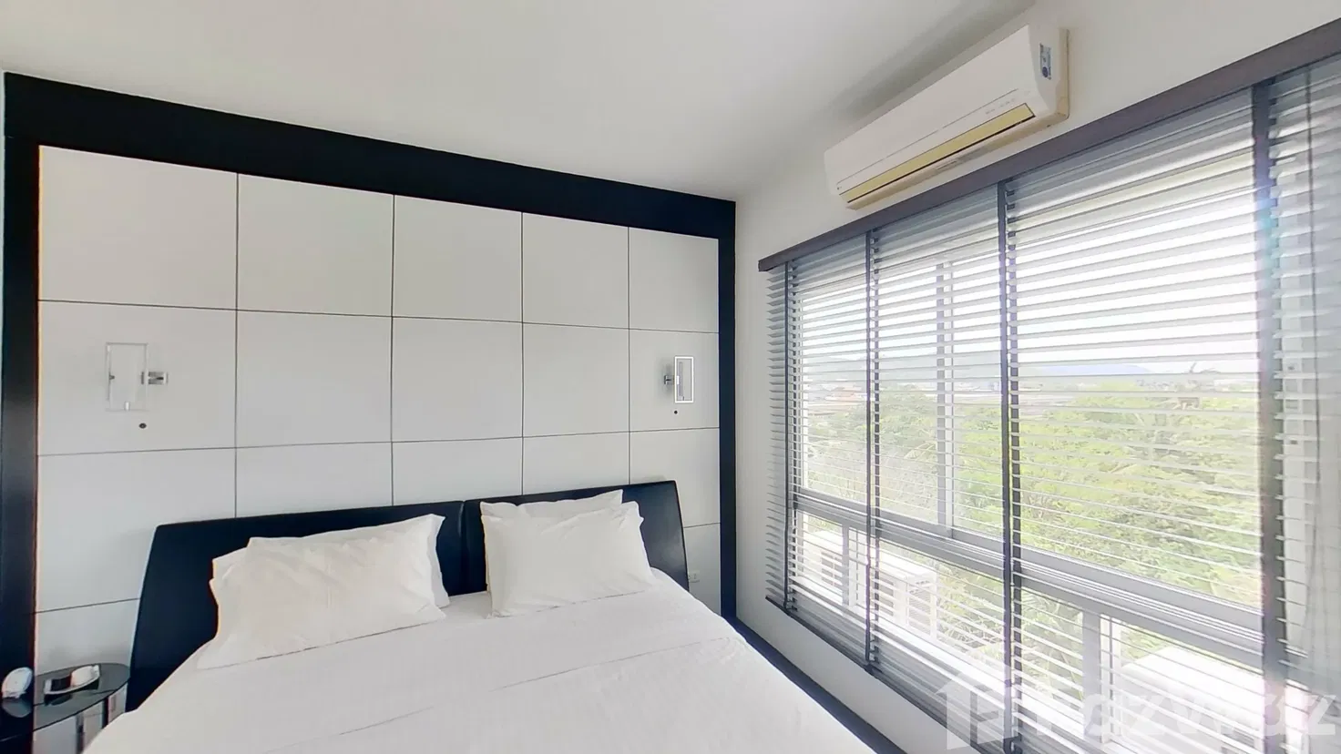 picture 2 Bedroom Condo for sale at Flame Tree Residence - 12/17