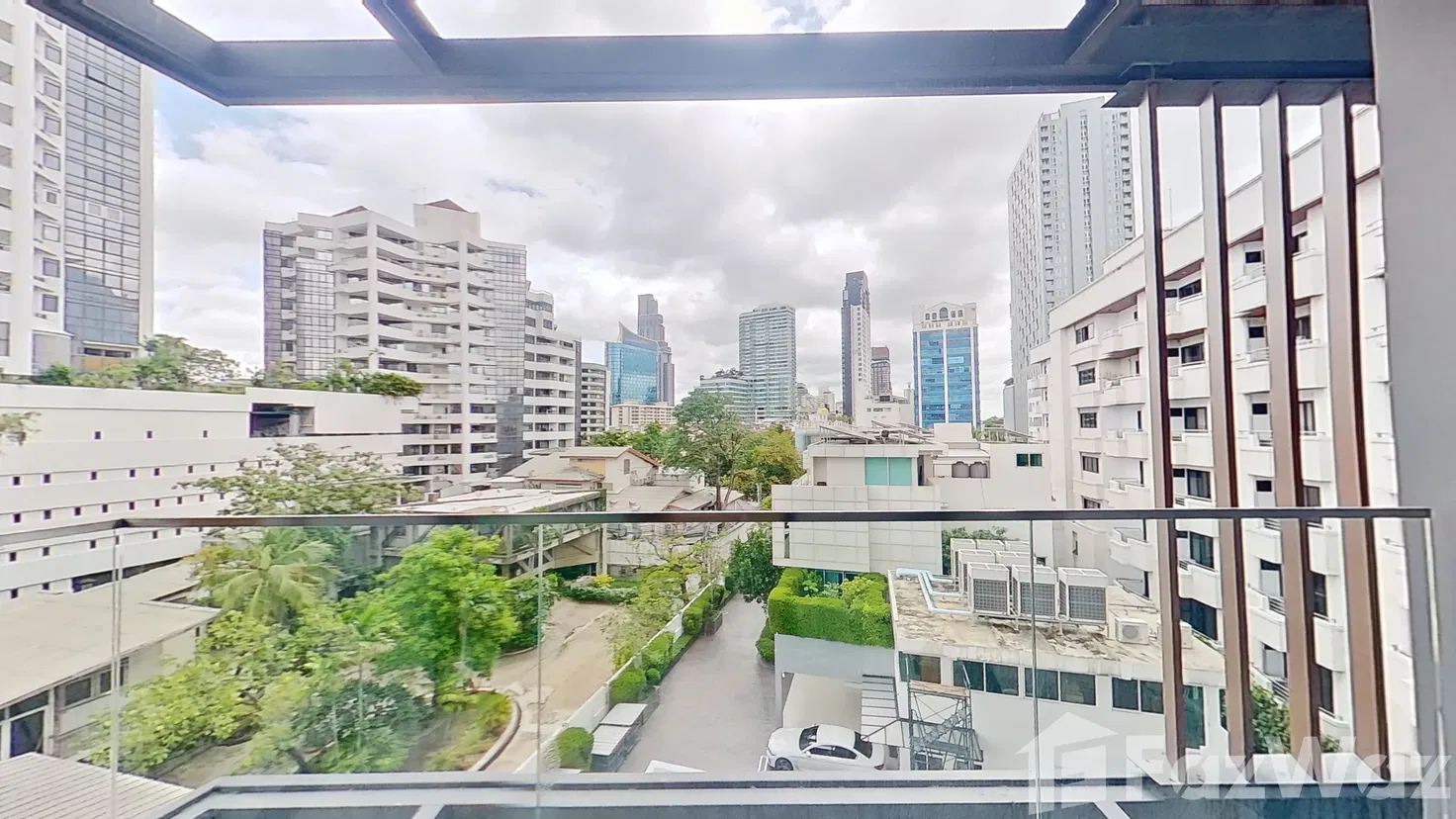 picture 2 Bedroom Condo for sale at Chalermnit Art De Maison - 5/14