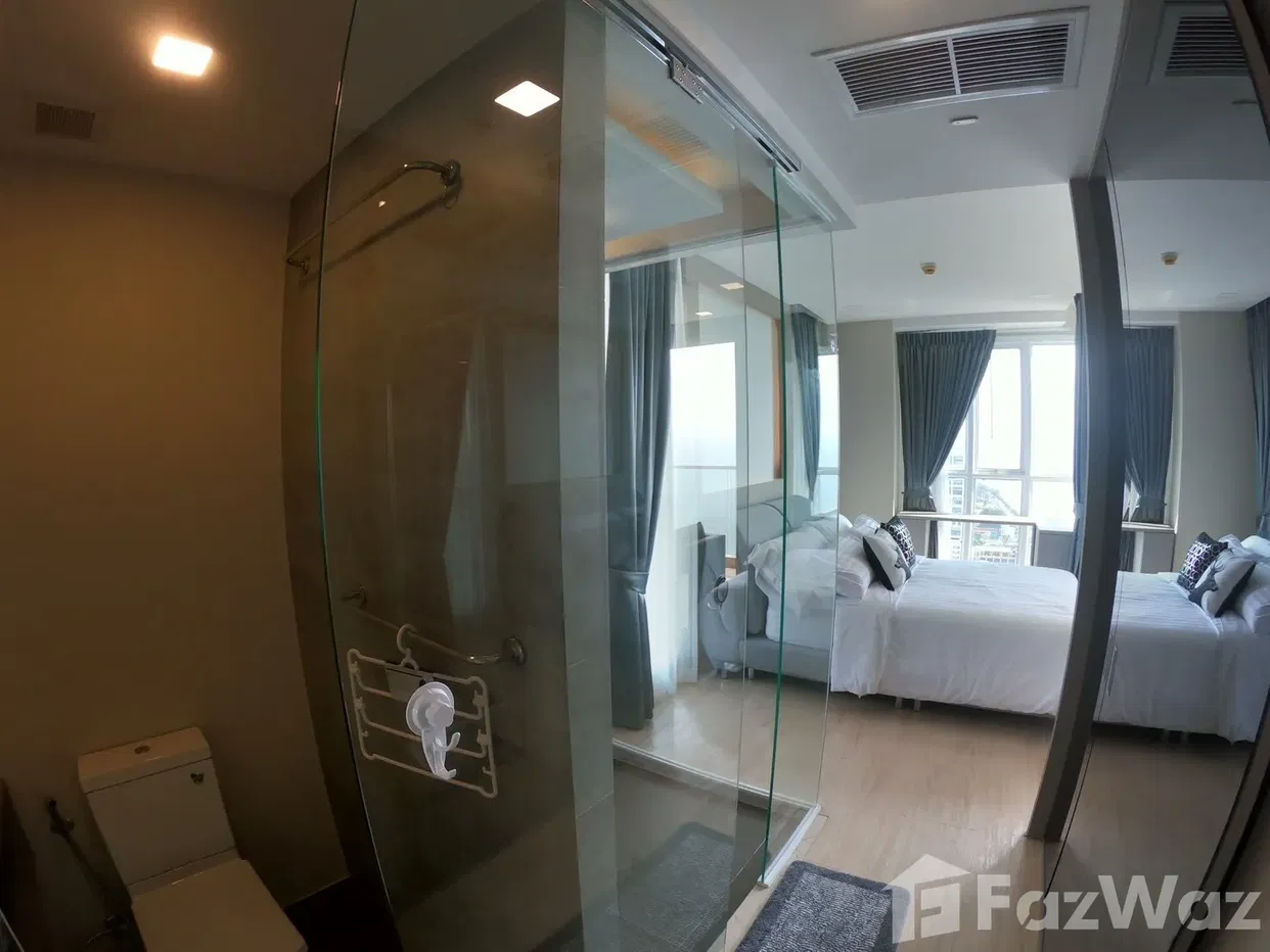 picture Beachfront Luxury Condominium at Jomtien Beach - 4/12