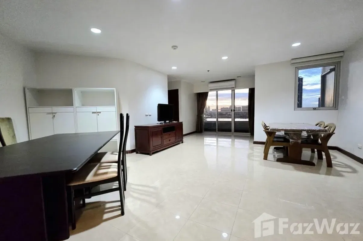 picture Riverfront 3-Bedroom Condo at River Heaven - 3/5