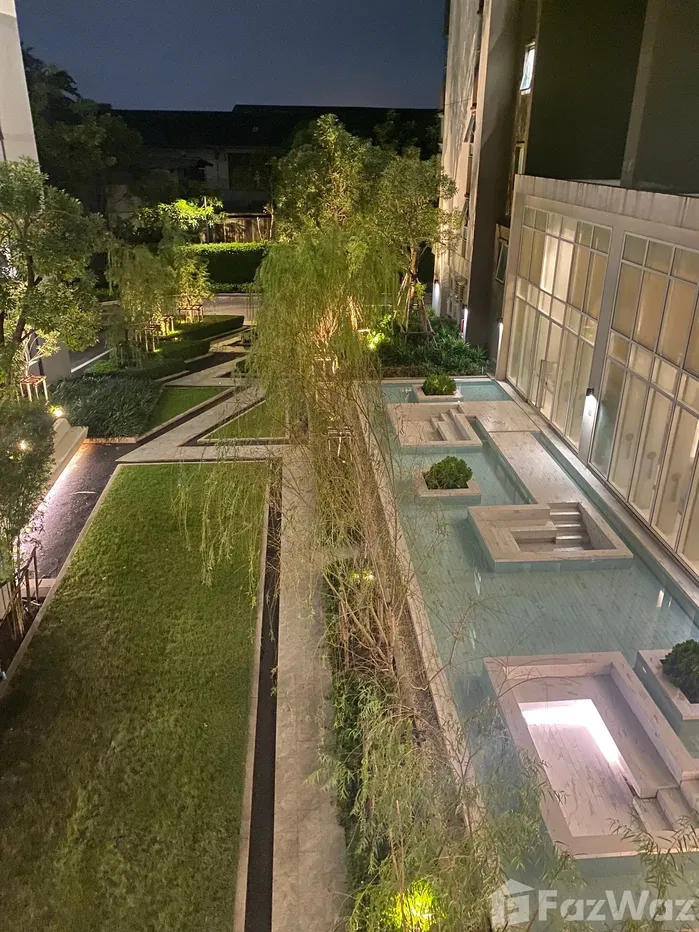 picture Super 1 or 2 person condo - 11/22