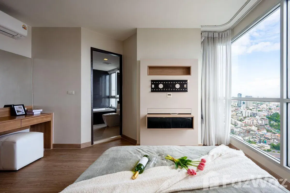 picture Combined unit from two rooms - 5/17