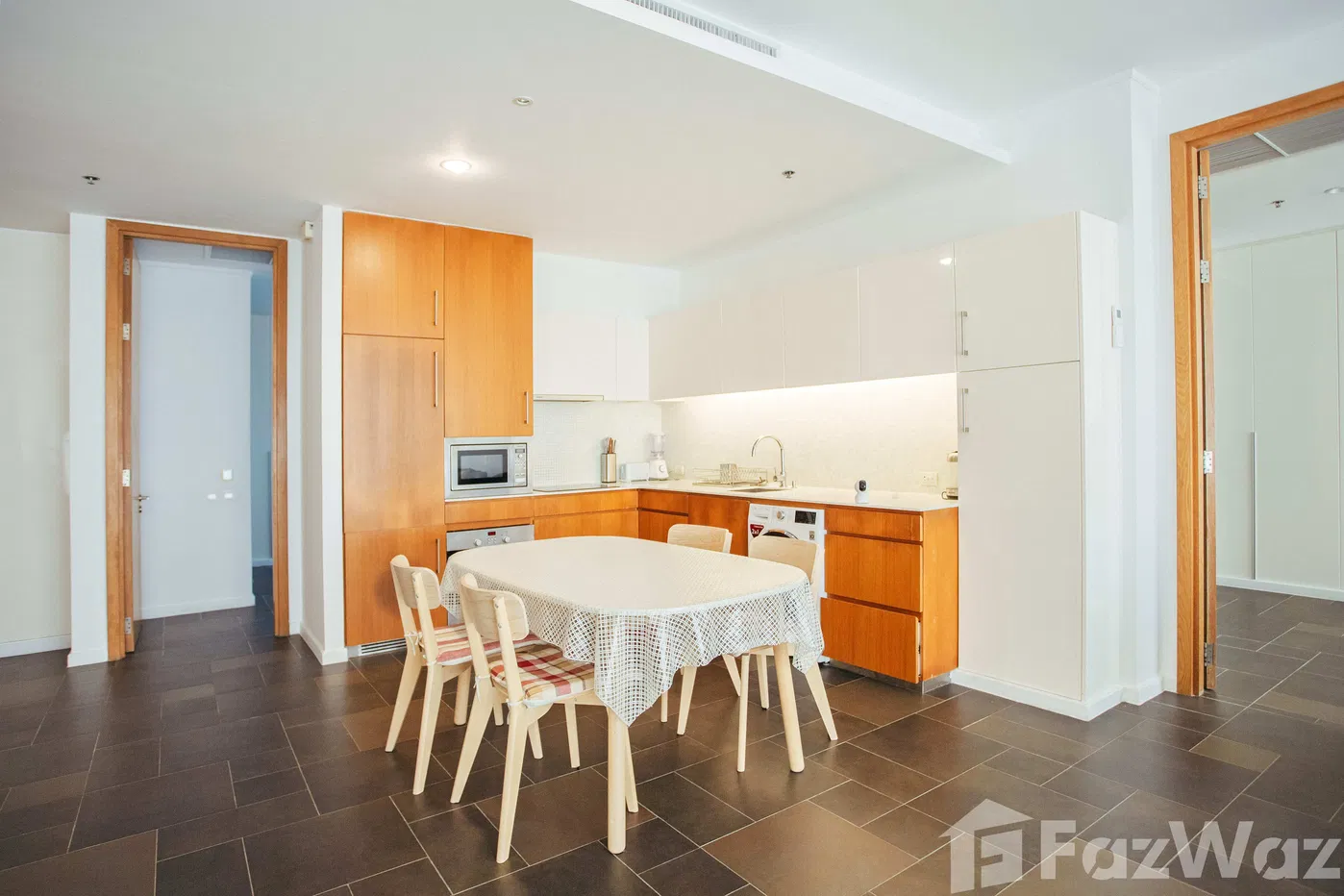 picture 2 bedroom 2 bathroom Northpoint luxury condominium for sale - 14/19