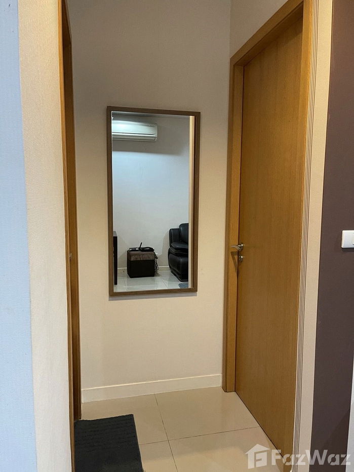 picture 1 Bedroom Condo for sale at Circle Condominium - 9/11