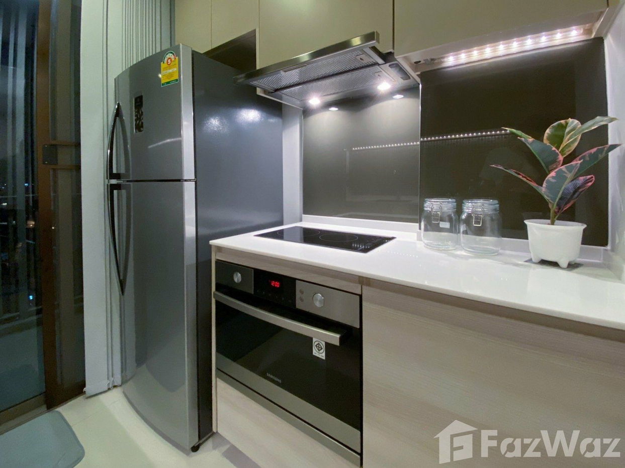 picture An Exclusive Investment: Splendid 43 SqM Condo in Prestigious Bangkok Area - 5/8
