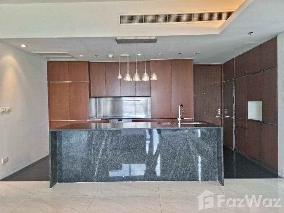 picture 2 Bedroom Condo for sale at Hansar Rajdamri - 5/10