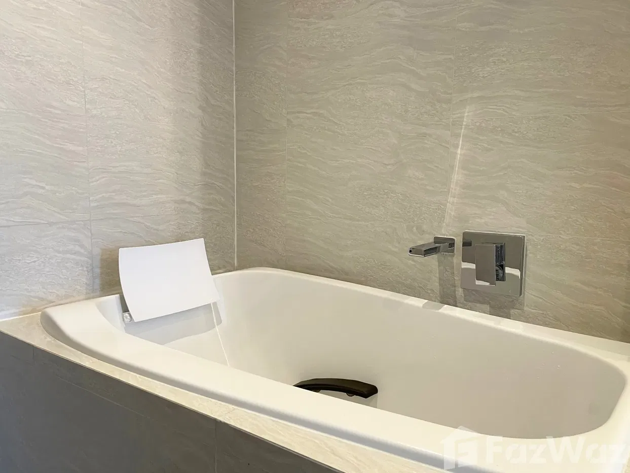 picture Stylish 2 bed 2 bath at Maru Ekkamai - 9/10