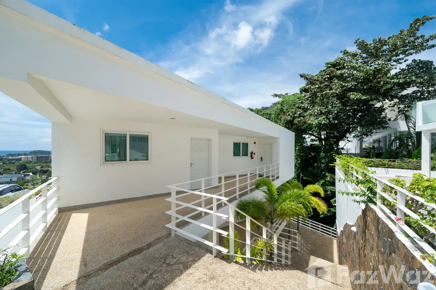 picture 2 Berdoom Condo for Sale at Kata Ocean View - 28/33