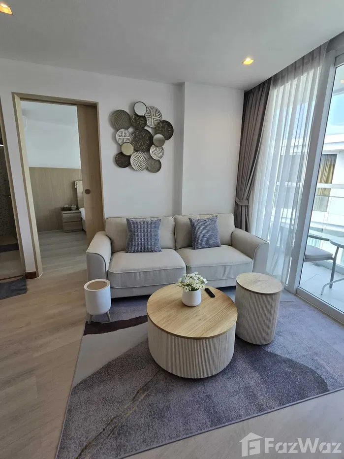 picture Renovated Beachside Condo between Chalong & Rawai Beaches - 17/25